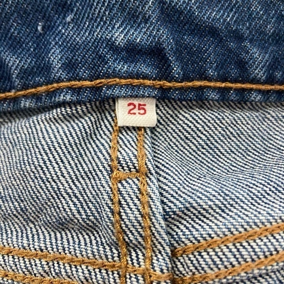 Levi’s Deconstructed High Rise Distressed Denim Skirt - Picture 5 of 5